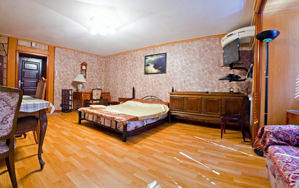 Lessor Apartments Almaty Værelse billede