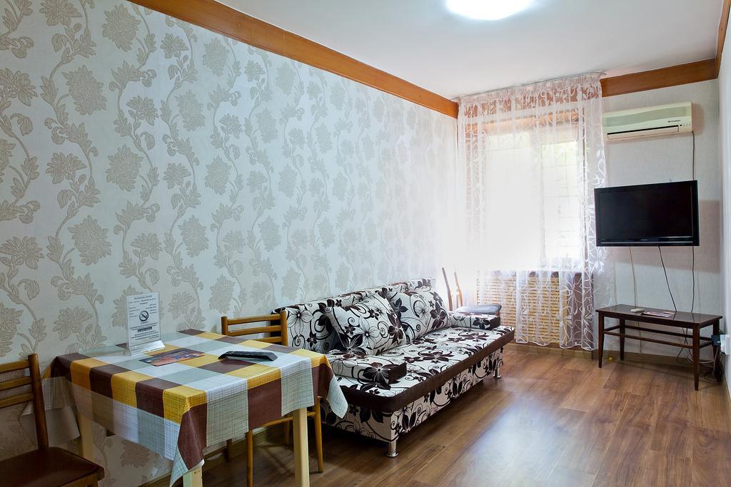 Lessor Apartments Almaty Værelse billede